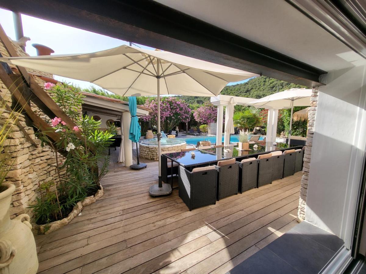 Petra Bianca Suites & Chambres Бонифачо Экстерьер фото