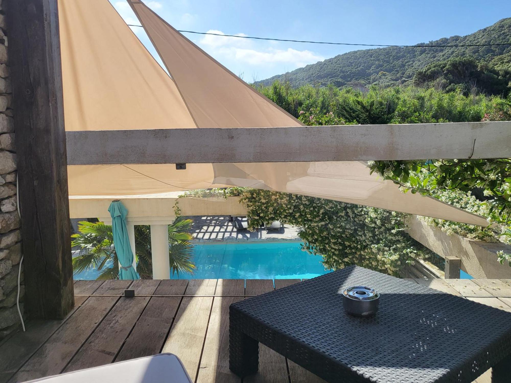 Petra Bianca Suites & Chambres Бонифачо Экстерьер фото